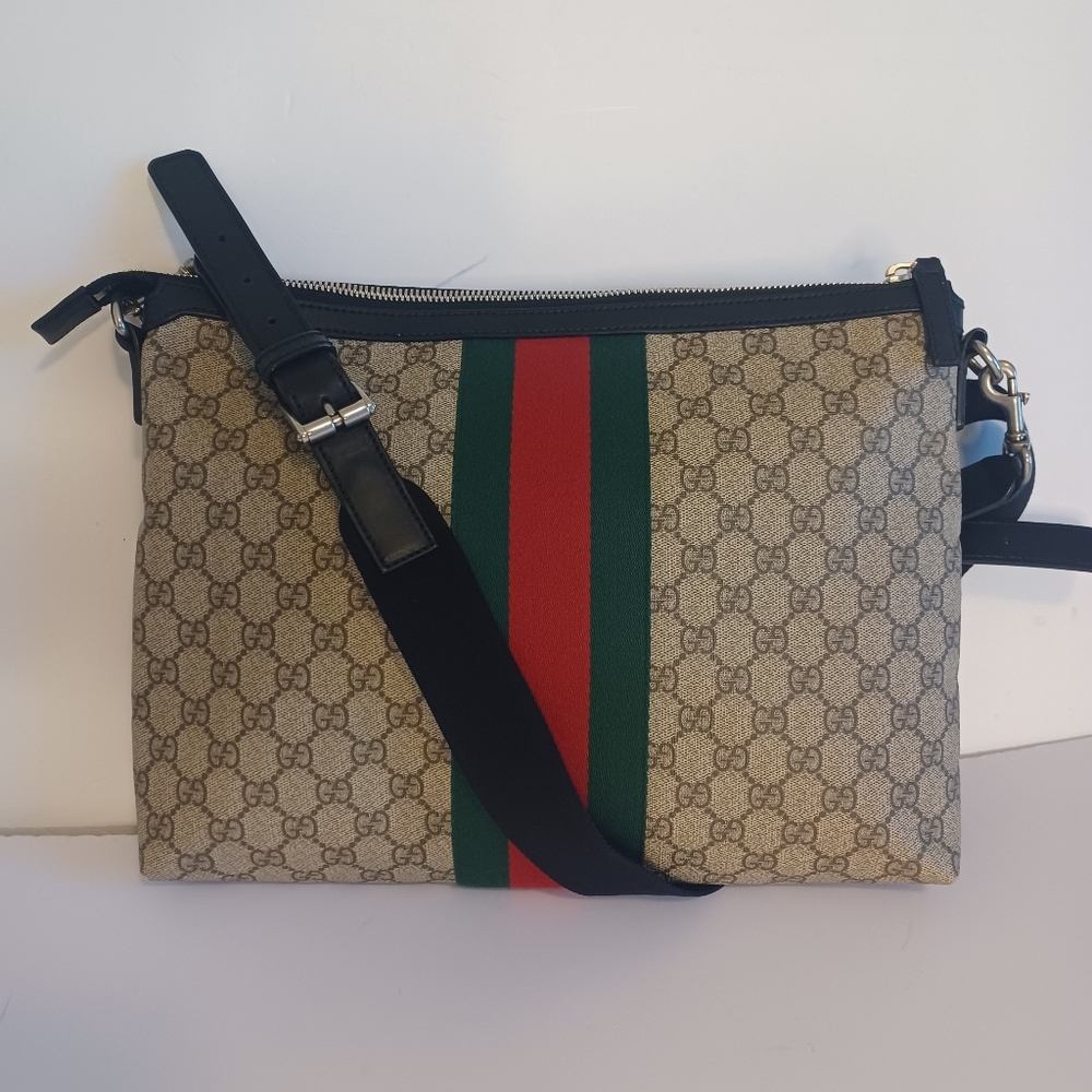 Gucci Supreme GG Leather Trim Unisex Messenger Crossbody Bag - Picture 3 of 13